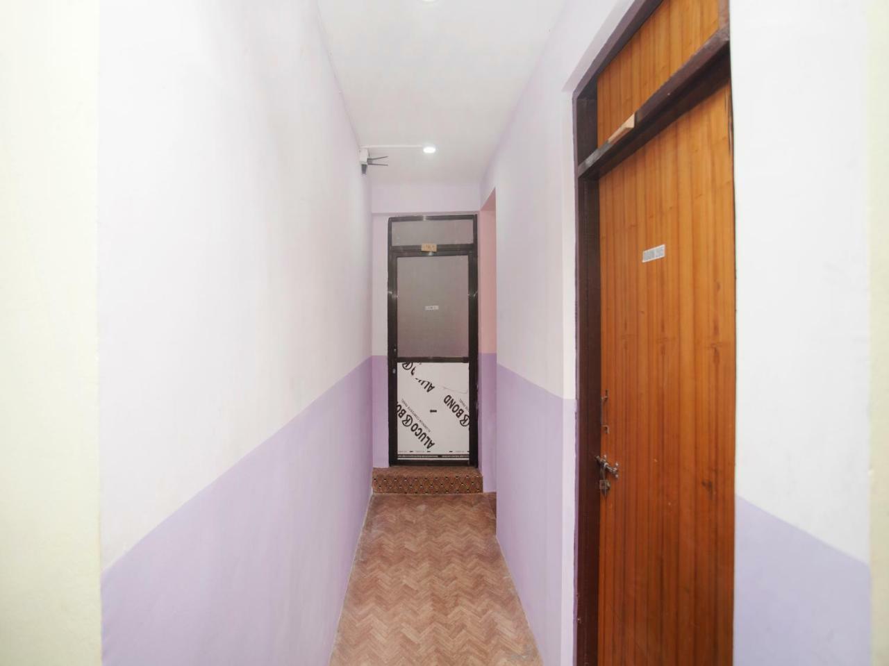 Oyo 341 Hotel Kusum Kohinoore Tokha Buitenkant foto