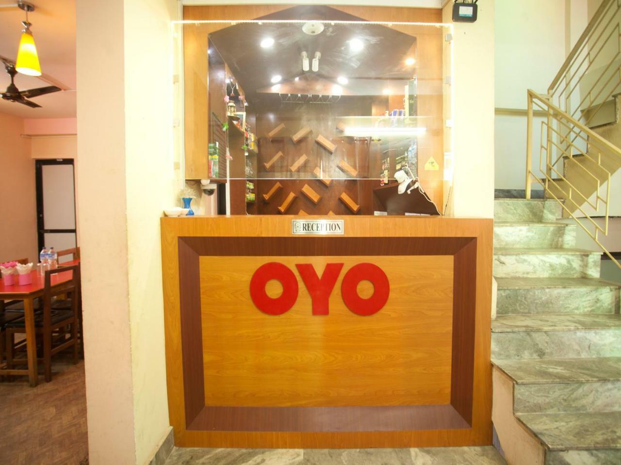 Oyo 341 Hotel Kusum Kohinoore Tokha Buitenkant foto