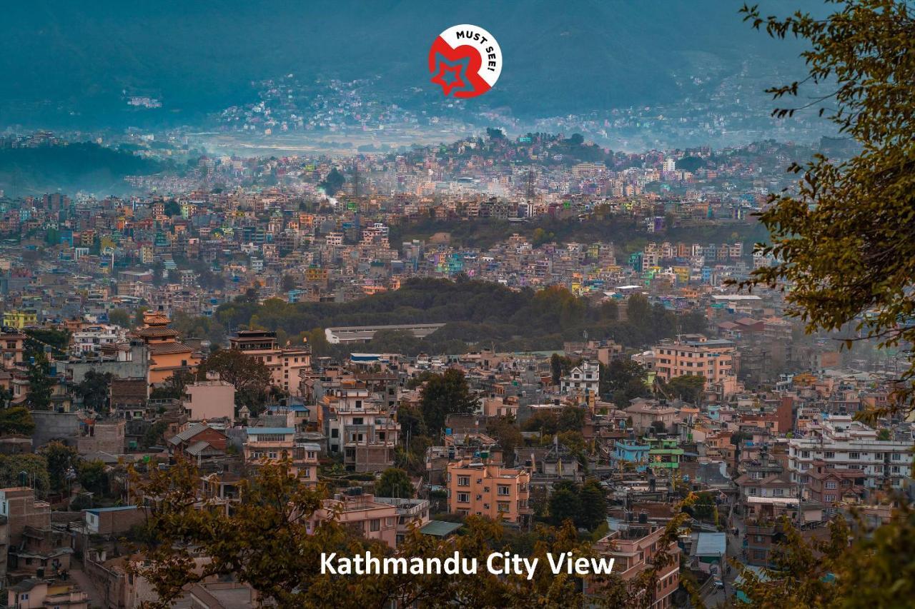 Oyo 341 Hotel Kusum Kohinoore Tokha Buitenkant foto